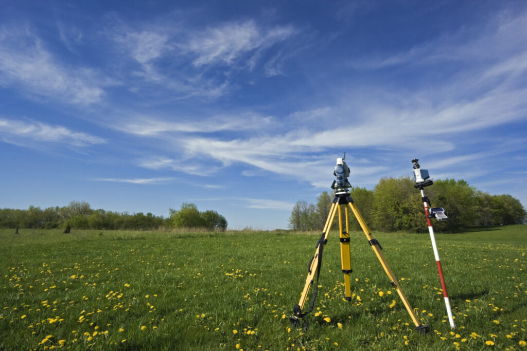 How Important is Technology When it Comes to Land Surveying?