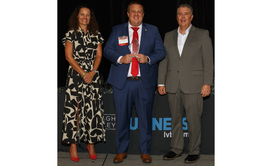 Mark Bus of ATAS Receives Forty Under 40 Award