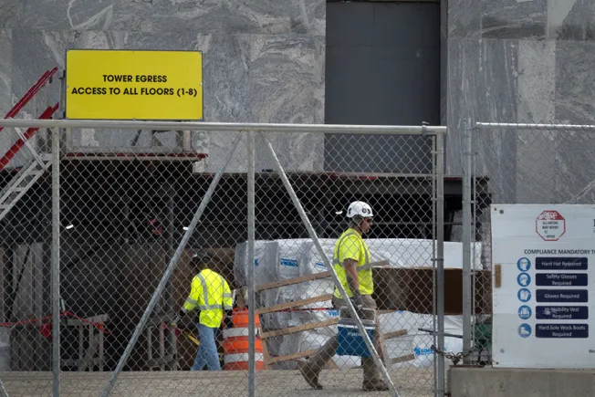 Construction spending slide deepens | Construction Dive Construction spending slide deepens | Construction Dive