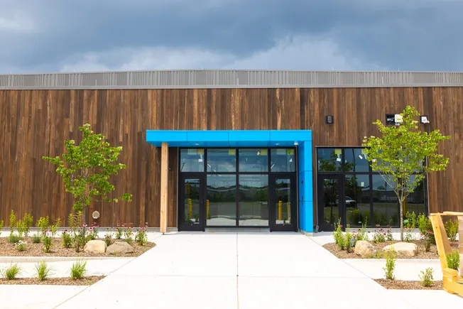 Amazon to use mass timber-built delivery facility as sustainability lab Amazon to use mass timber-built delivery facility as sustainability lab