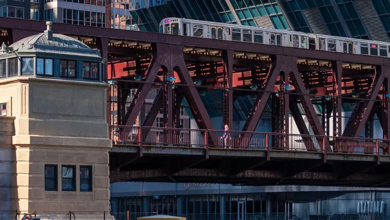 Granite starts 8M rehab on historic Chicago bridge