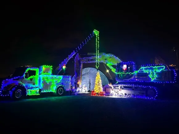 Construction Dive’s 2025 Holiday Lights contest kicks off