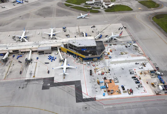 ‘Be a sponge’: How one project executive brings education and construction together ‘Be a sponge’: How one project executive brings education and construction together